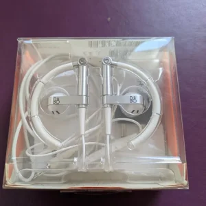 Bang & Olufsen Earset 3i Wireless Earphones - White 1108225 - Image 2