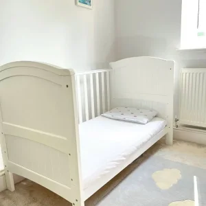 Classic White Cotbed