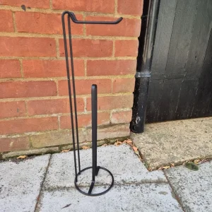 Toilet roll holder