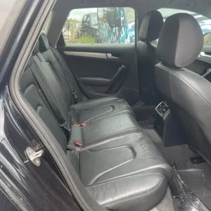 Audi A4 Estate 2.0 TDI Teknik 2014 - Image 8