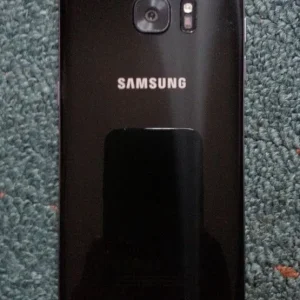 Samsung Galaxy S7 Edge UNLOCKED (32GB) in Great Condition - Image 3