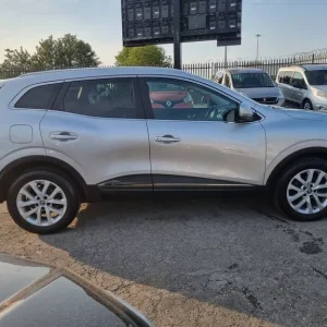2016 Renault Kadjar 1.5 dCi Dynamique Nav SUV 5dr Diesel EDC Euro 6 - Image 5
