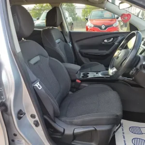 2016 Renault Kadjar 1.5 dCi Dynamique Nav SUV 5dr Diesel EDC Euro 6 - Image 7