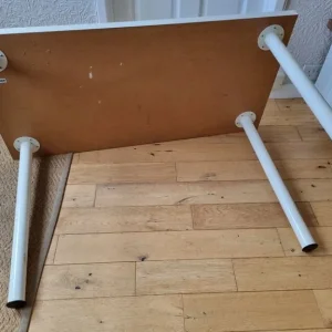 White IKEA table 1.2m long x 60cm - Image 4