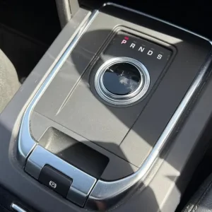 2019 Land Rover Discovery Sport 2.0 Auto – Damaged, Repairable, 18" Wheels, Sunroof, 7-seater - Image 5