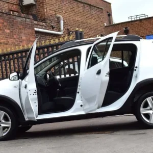 2015 Dacia Sandero Stepway 1.5 dCi Ambiance Euro 5 5-door hatchback diesel manual - Image 7