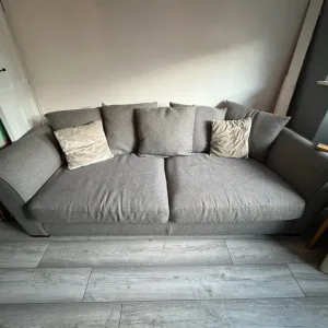 Couch and armchair - Image 2