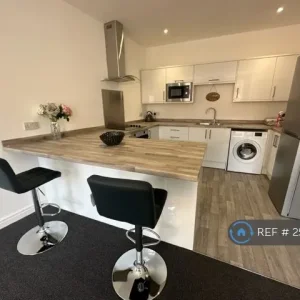 4 bedroom flat in Prince Street, Kings-lynn, King's Lynn and West Norfolk - Image 3