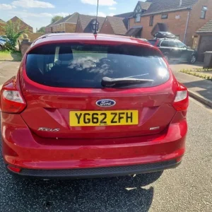Ford Focus Hatchback 2012 Manual 5-door - Image 4