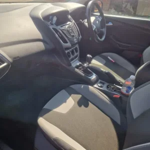 Ford Focus Hatchback 2012 Manual 5-door - Image 8
