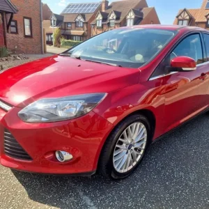 Ford Focus Hatchback 2012 Manual 5-door