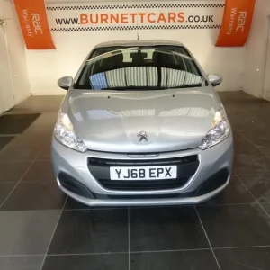 Peugeot 208 BLUE HDI ACCESS - Image 4