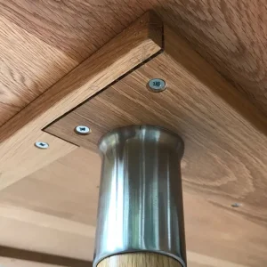 Contemporary solid oak dining table - Image 7