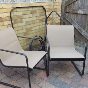 Garden table and 2 chairs - Image 2