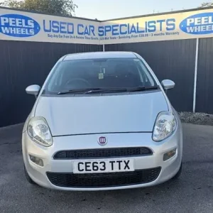 2013 Fiat Punto 1.2 Pop Hatchback 5 Door Petrol Manual - Image 2