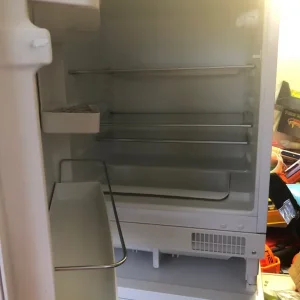 Candy Integrated Fridge - Image 4