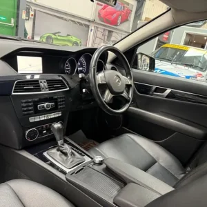 2012 Mercedes C-Class 1.6 C180 BlueEfficiency Executive SE - Image 3
