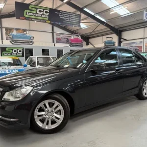2012 Mercedes C-Class 1.6 C180 BlueEfficiency Executive SE - Image 6