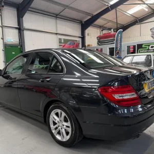 2012 Mercedes C-Class 1.6 C180 BlueEfficiency Executive SE - Image 8