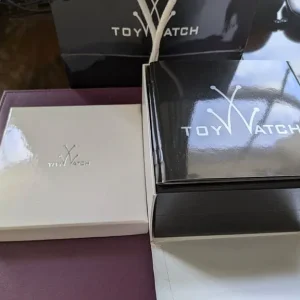 ToyWatch Womens rose gold and clear plastic wristwatch - Image 3