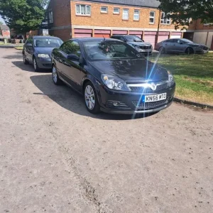 2006 Vauxhall Astra Convertible Manual 3-door - Image 3