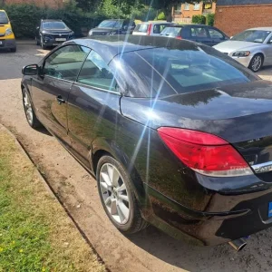 2006 Vauxhall Astra Convertible Manual 3-door - Image 5