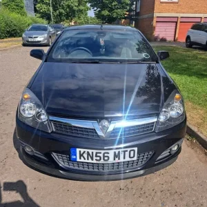 2006 Vauxhall Astra Convertible Manual 3-door