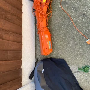 Flymo garden leaf vacuum - Image 3