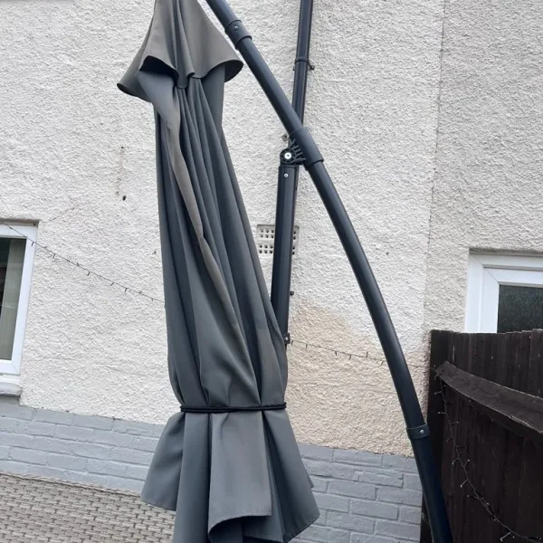 Heavy banana grey adjustable parasol with stand