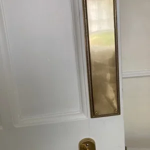 Solid Brass Georgian Plain Finger Plate - 305 x 73 x 6mm - Image 2