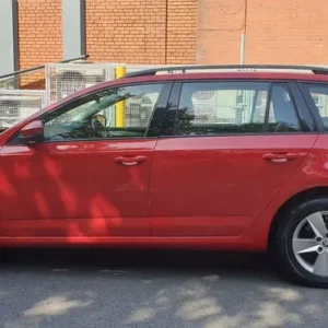 Skoda Octavia Estate 2017 manual 1.0 TSI 5-door - Image 6