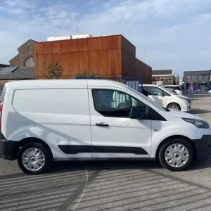 2014 Ford Transit Connect 1.6 TDCi 220 L1 H1 4dr Panel Van Diesel Manual - Image 4