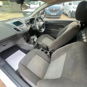 2017 Ford Fiesta Van 1.5 TDCi 3-door Panel Van - Image 3