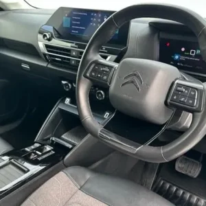 2022 Citroen e-C4 50kWh Shine Hatchback - Image 2