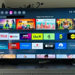 Hisense 55 Inch 55E6NTUK Smart 4K UHD HDR LED TV - Image 2