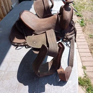 Weston Saddles 3 in Total, Fur Lined, All Cleaned - Image 3