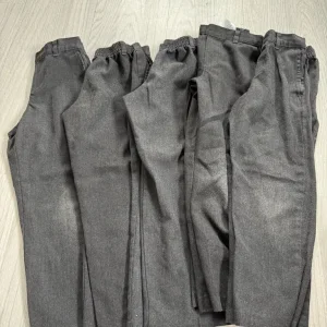 X5 aged 5-6 grey school trousers
