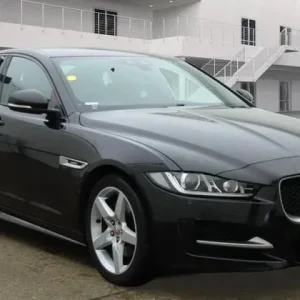 2019 Jaguar XE 2.0d R-Sport Auto Euro 6 (black metallic) 4-door - Image 8