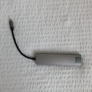 Satechi USB-C hub - Image 2