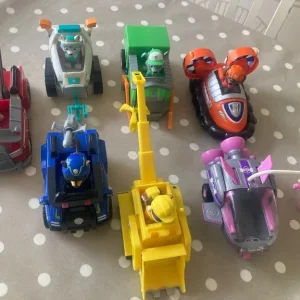 Paw Patrol Vehicles & Pups Set - Image 2