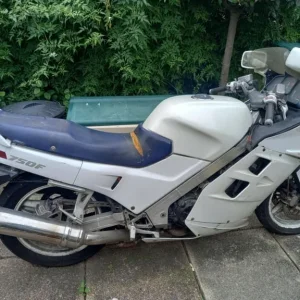 Honda VFR750FJ 1988 748cc - Image 2