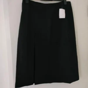 Womens black workwear skirt - Image 3
