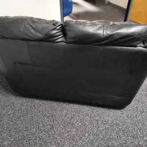 Black leather two seater sofa - Image 2