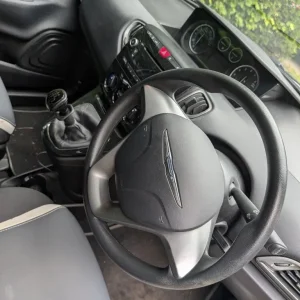 2014 Chrysler Ypsilon hatchback, 5-door, manual - Image 3