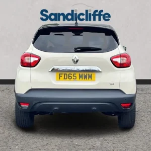 2015 Renault Captur 0.9L TCE Manual Hatchback with Nav - Image 5