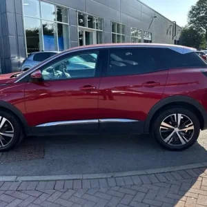 2018 Peugeot 3008 1.2 PureTech Allure SUV - Image 6