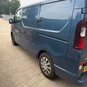 Vauxhall Vivaro 2018 manual panel van 1598cc - Image 5