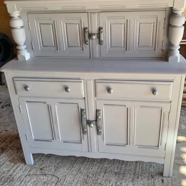 Drinks cabinet