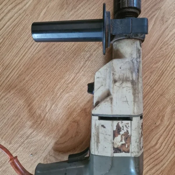 Fully working vintage wolf drill