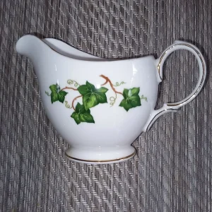 Colclough Ivy leaf bone china - Image 5